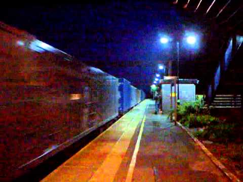 2 Freightliner 86s scream past Acton Bridge 6/5/11