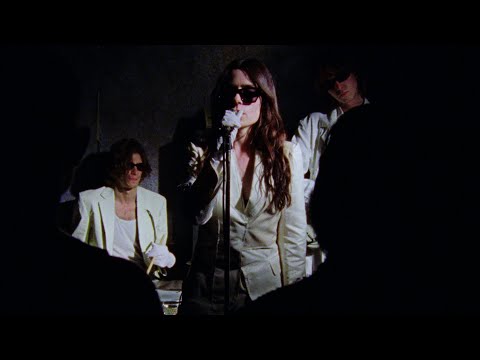 Sinead O'Brien - GIRLKIND (Official Video)