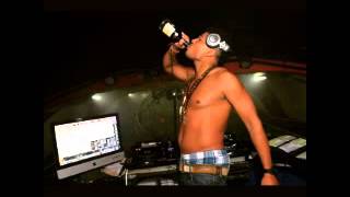 djlaucell Vs chiquito team band nos desacatamos  intro Transition Regue a Salsa