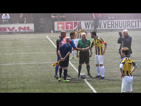 Voor aanvang VVA Achterberg 1 -  vv Bunnik'73 1.