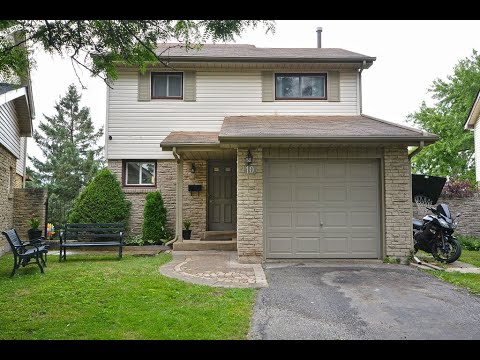 Home for sale at 10 Menoke Court, Brampton, ON