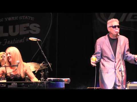 ROD PIAZZA & the MIGHTY FLYERS - "Neighbor, Neighbor" 7-18-14