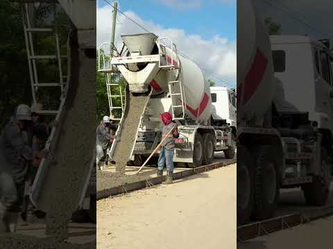 TRABAJOS DE PAVIMENTACION EN BARRIO SANTA FE │POPTÚN PETEN 2025.