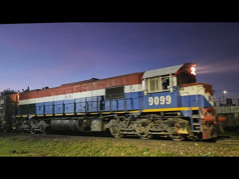 [4K] Tren cargado de NCA con la EMD GT-22CW 9099 pasando por Marcos Juárez!!!!!!