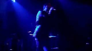 Puressence - How Does It Feel (Metropolis 28/12/09)