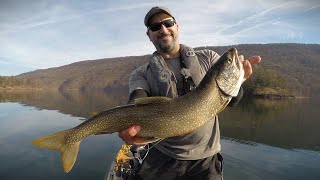 1st LAKE TROUT EVER!!! Fall Kayak Fishing (Raystown Lake, PA)