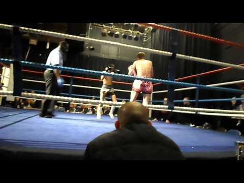Reece thomson ISKA english title fight rnd 4