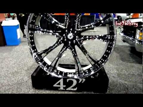 42" Asanti wheel: V103 Car Show 2011 - HD