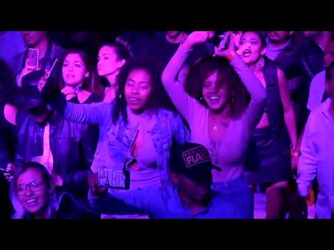 La Charanga Habanera - Ricky Ricón