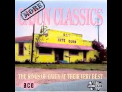 Sheryl Cormier & Cajun Sounds - Makes Me Feel Like Dancin