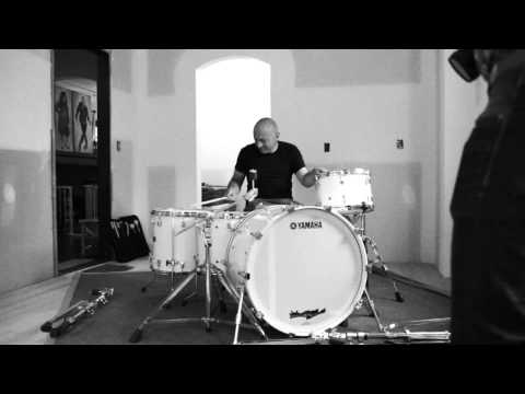download lagu mp3 mp4 Flogging Molly Drummer, download mp3 Flogging Molly Drummer free download, download mp3 Flogging Molly Drummer