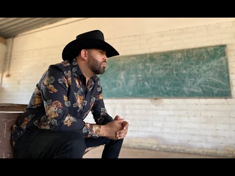 ALEX INDA - MI NOVIA SE ME ESTA PONIENDO VIEJA