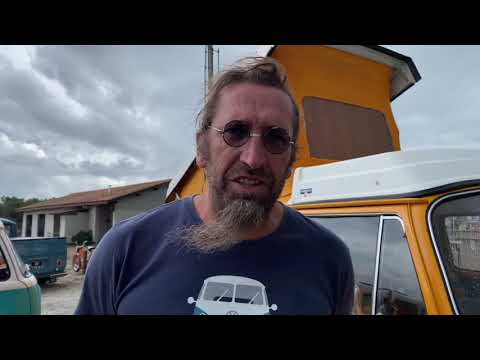 Rassemblement de "combi" au Pin Sec