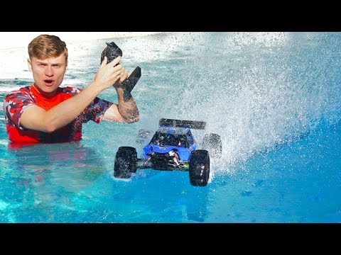 RC CAR DRIVES ON POOL!! Video
