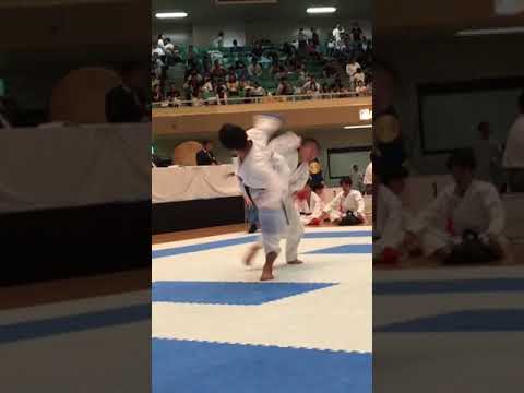 中段蹴りからの変化　内回し蹴り　空手　テクニック　#空手 #karate #蹴り