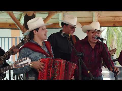 La Carnita Asada - EL Piloto y Su Estilo x Los Hijos De Sinaloa (En Vivo)