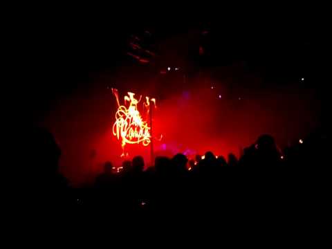 Alex M.O.R.P.H. @ Brooklyn Hangar - Alex M.O.R.P.H. - Not All Superheroes Wear Capes