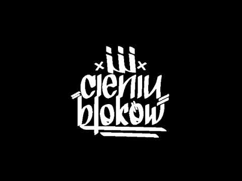 W Cieniu Bloków - Temat Powszechny