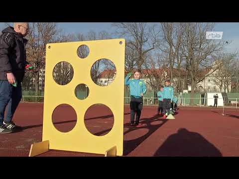 Bewegungskarussell beim SC Siemensstadt - Endlich mal wieder richtig Sport machen (rbb24)