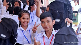 (English) Good Neighbors Cambodia – “Samsung Love & Care” Contributed School Materials and Samsung Tablets