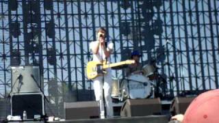 We Are Scientists - Impatience &amp; Let&#39;s See It - Coachella 2009