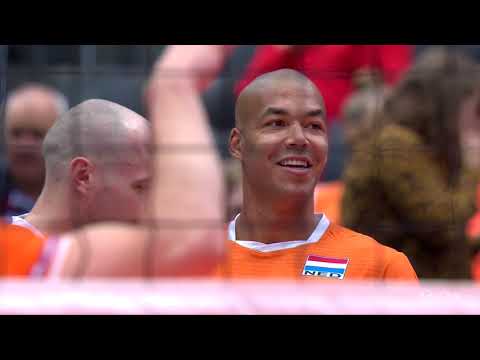 Oranje wint de openingswedstrijd van het EK met 3-0 van Montenegro | Samenvatting NOS