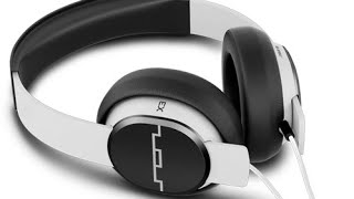 Video thumbnail for Sol Republic Master Tracks Headphones by Omar Correa