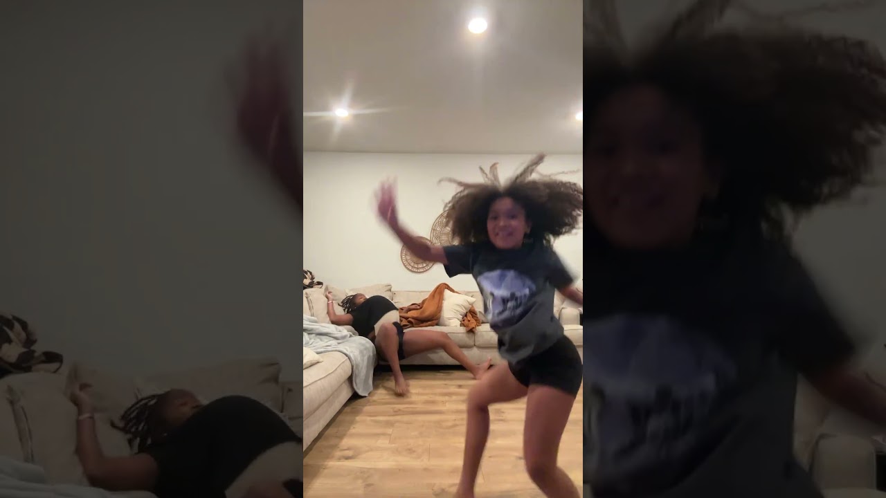 Scarlett's favorite dance 💥 #dance #shorts #scarlett