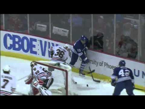 Bozak 1-0 Goal 59 Seconds in vs. Black Hawks - Feb/29/2012