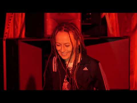 Dub Splash Soundsystem play Zion Train feat  Fitta Warri - Dem Man Ya