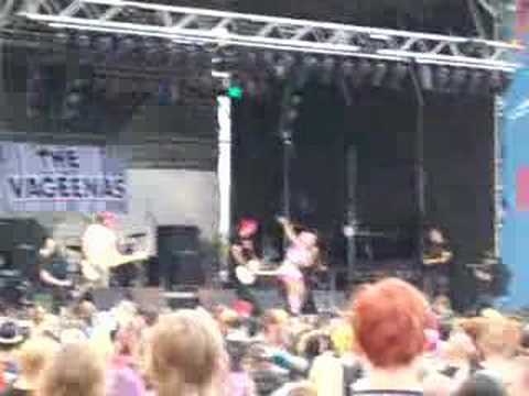 Vageenas - Stupid Thing LIVE Force Attack 2007