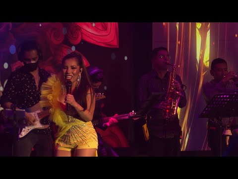 Susan Ochoa - Con La Misma Moneda (Mujer En Vivo)