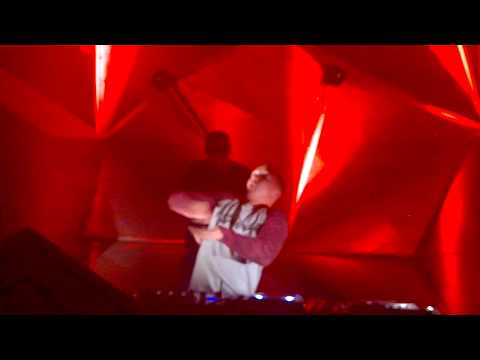 Physika Played "The Sky Is Falling (Ft Krowdexx)" [1] @ Q-Base 2017 (09.09.17)