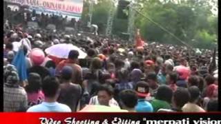 Download lagu PATAH HATI alfi damayanti MONATA LIVE kalitengah 2015 mp3