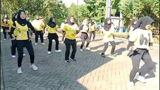 Download lagu Dj Haruskah Aku Mati || Joged Bapak Aing- KDM || Senam Kreasi || The Happy Squad mp3 Download lagu Dj Haruskah Aku Mati || Joged Bapak Aing- KDM || Senam Kreasi || The Happy Squad mp3