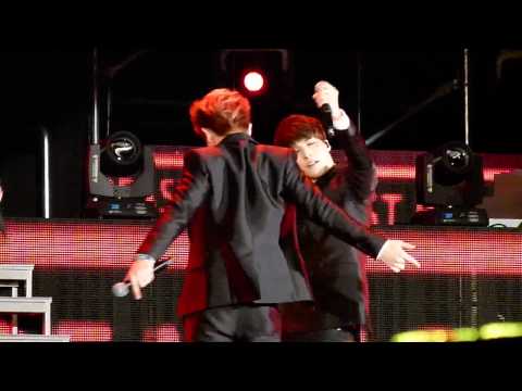 [HD FANCAM] 130115 The 27th Golden Disk Awards - Beast (Beautiful Night)