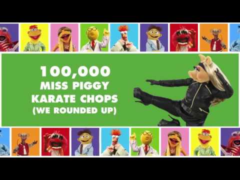 100,000 Miss Piggy Karate Chops | The Muppets