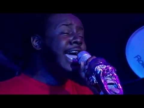 T Pain feat. Tomi Martin-Keep Going Live