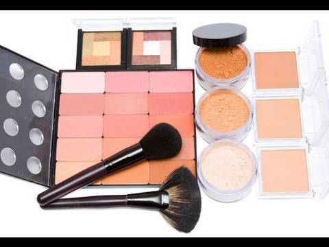 La competición se haz la persona de la compañía cosmética