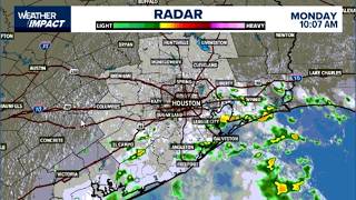 Live radar: Scattered showers, storms popping up around the Houston area