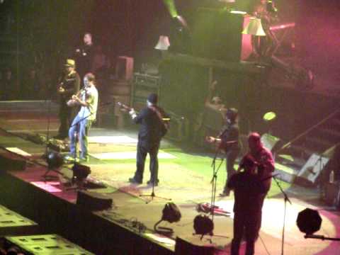 Zac Brown Band & Sonia Leigh Bar