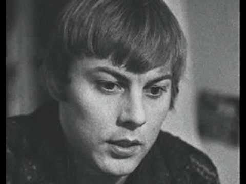 Danny & Renegades: Salattu suru +Lyrics