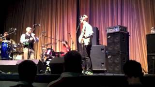 Shuffler featuring Paul Turner (part 2) - London Bass Guitar Show 2012