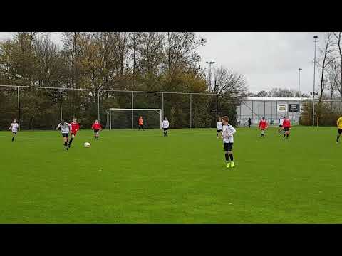 vv Naaldwijk JO13-3 vs KMD JO13-4, 11-11-17, 1e helft