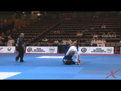 MUNDIAL ABU DHABI 2013 - Firs Saleh Azzouni x Saeed Al Kasooni by X-COMBAT