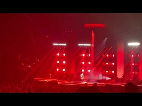 Mestarit: Kaija Koo, Vesala, Ellinoora ja Jenni Vartiainen- Tinakenkätyttö // Metro areena, Espoo