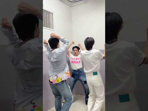 Road Trip by #MINthanakrit at Chiang Mai University 🙀💜  #789TRAINEE