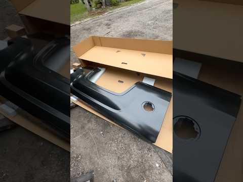 Replacing a bedside #silverado #sierra #bed #bedside #bodywork #paint #weld #sectioning #metalwork