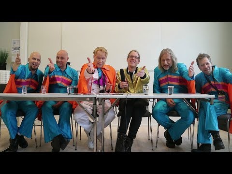 Melodifestivalen 2018: Ö-vik - Vi träffar Rolandz och Roland Järverup - Fuldans