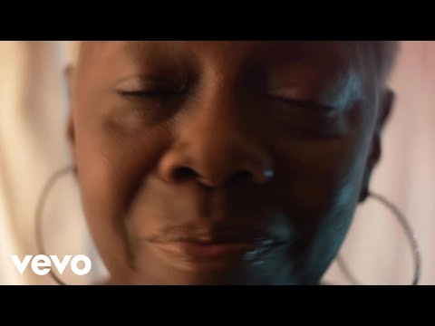 ZAKIYA HOOKER - In The Mood